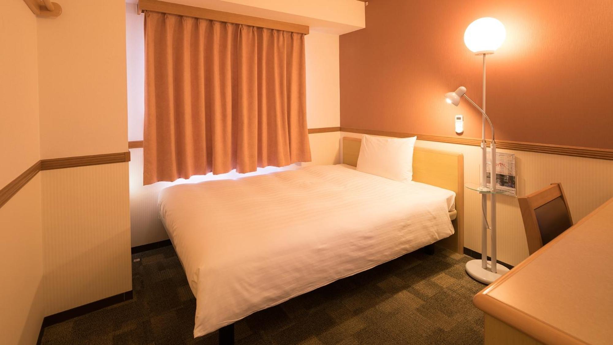 Toyoko Inn Higashi-Hiroshima Saijo Ekimae Rom bilde